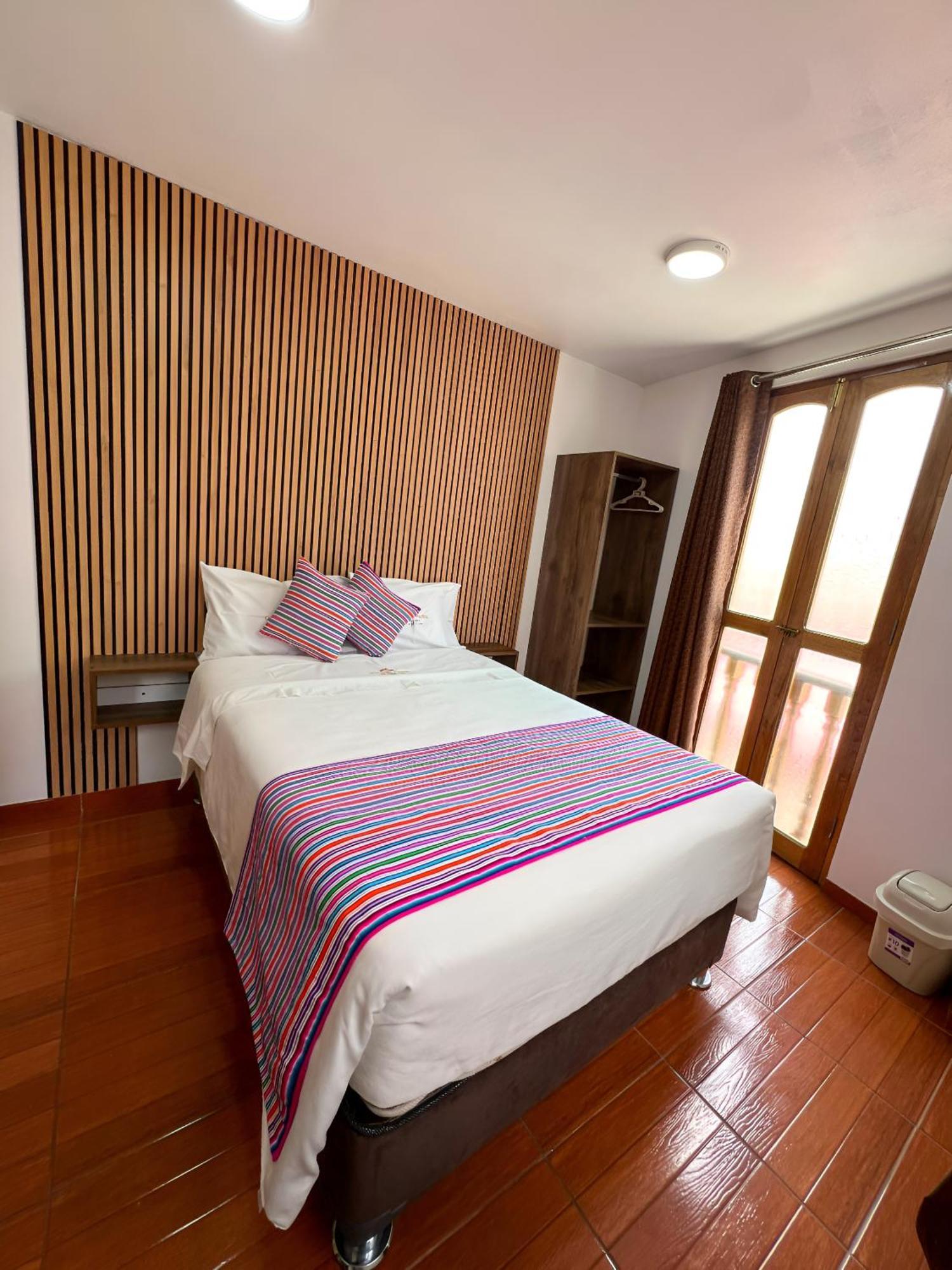 Golden Paris Hotel "Descuentos Junio" Ayacucho Dış mekan fotoğraf