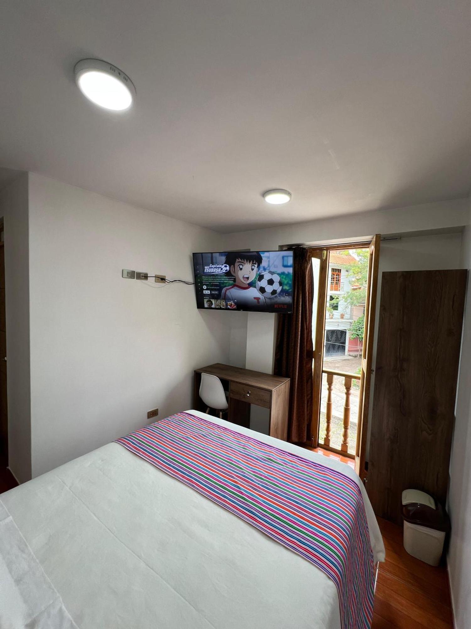 Golden Paris Hotel "Descuentos Junio" Ayacucho Dış mekan fotoğraf
